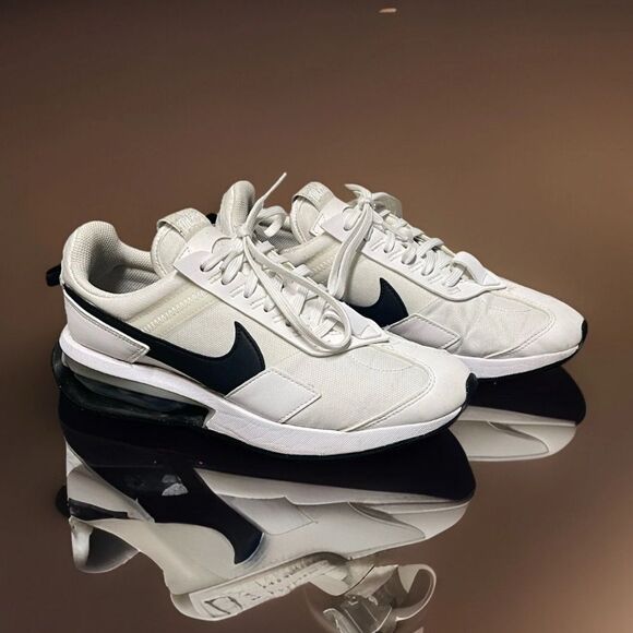 Nike Air Max Pre-Day DH5106-100 Women's White/Black Sneakers Size 9 - Picture 1 of 16